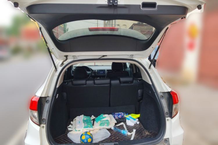 Used Honda Vezel 2020 1.5L CVT Pioneer Edition
