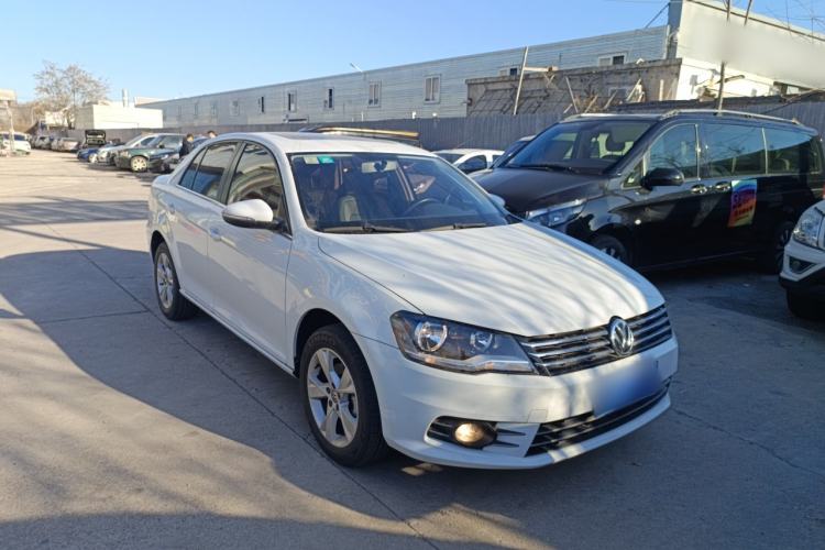 Used Volkswagen Bora 2015 Value Edition 1.6L Automatic Comfort Version
