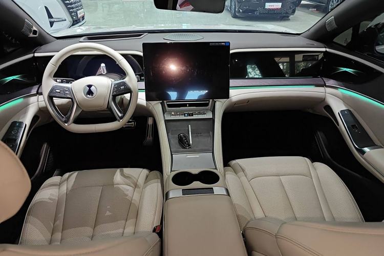 Used Denza Z9 2024 1100 km Four-Wheel Drive Max Version