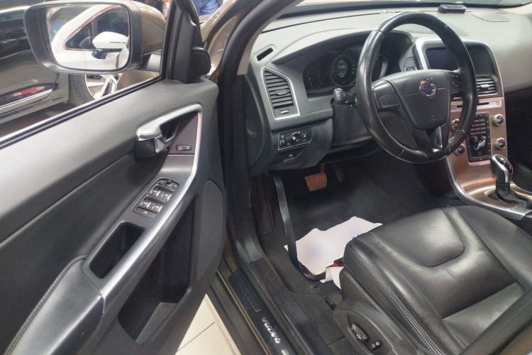 Used Volvo XC60 2017 T5 Smart Upgrade Edition