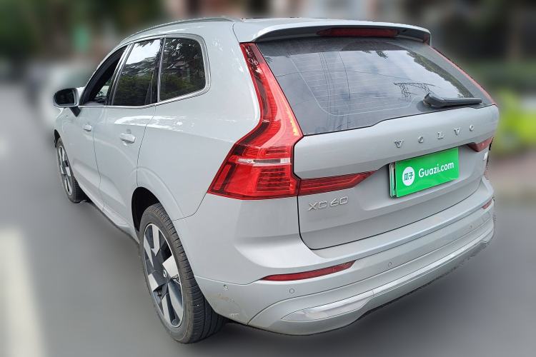 Used Volvo XC60 New Energy 2024 T8 Plug-in Hybrid Long-Range All-Wheel Drive Smart Luxury Edition
