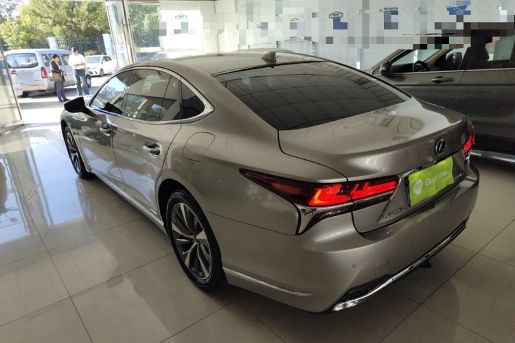 Used Lexus LS 2018 500h Excellence Edition China VI standard
