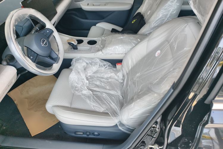 Used Nissan Teana 2026 Model Harmony Cockpit 2.0L Smart Ultra-Comfort Edition
