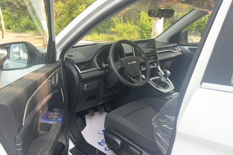 Used Haval M6 2023 PLUS 1.5T Manual Elite Smart Connectivity Model
