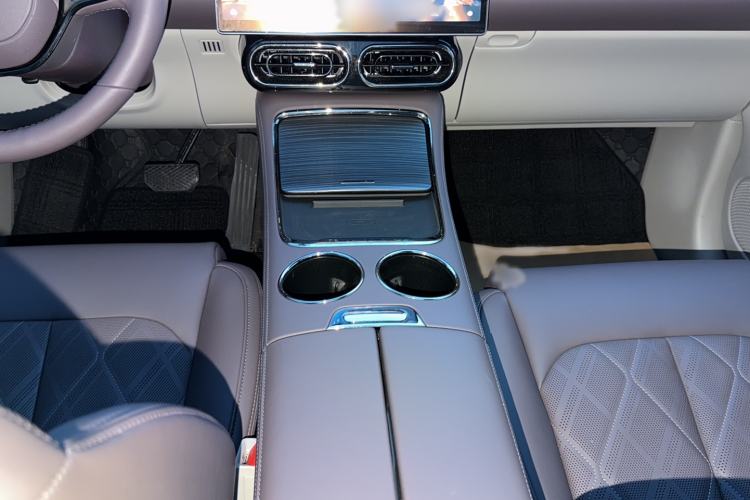 Used Leapmotor C11 2024 All-Electric 580 Luxury Edition Interior 5