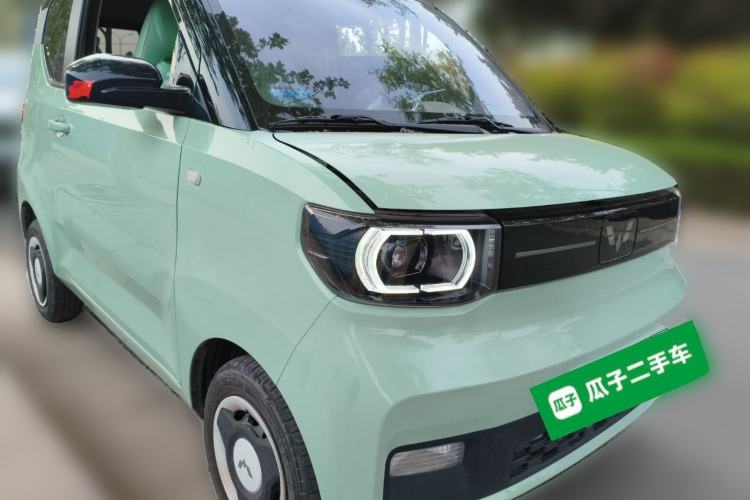 Used Wuling Hongguang MINIEV 2022 Macaron Fashion Model Lithium Iron Phosphate Front Right 45 Deg