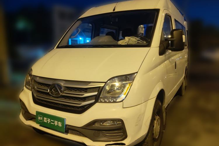 Used SAIC MAXUS Xintu V80 2018 2.5T 6-Speed Manual Aoyuntong Facelifted Short Wheelbase Mid-Height 5-6-Seater