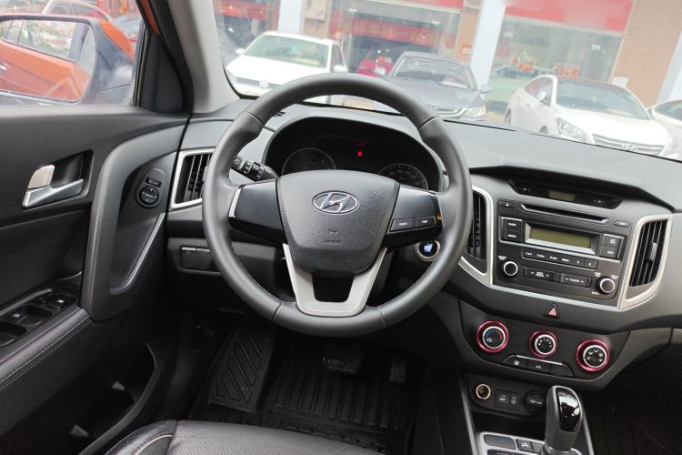 Used Hyundai ix25 2015 1.6L Automatic Two-Wheel Drive Smart GLS Trim Steering Wheel