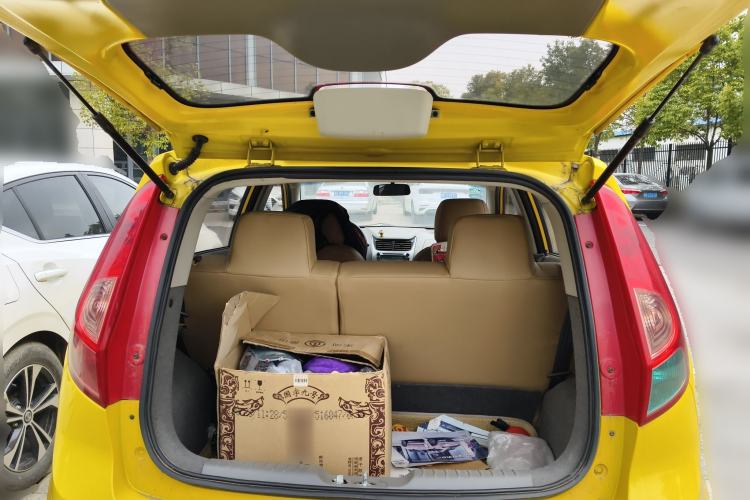 Used Chevrolet Sail 2011 Hatchback 1.4L AMT Happiness Edition
