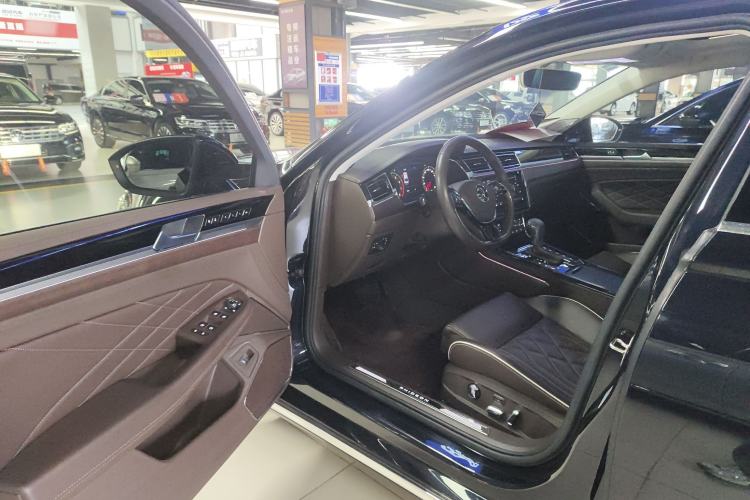 Used Volkswagen Phideon 2021 380TSI Prestige Edition
