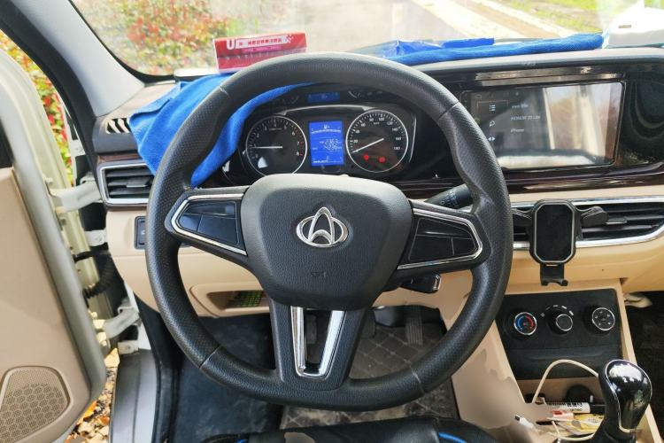 Used CHANGAN KUAYUE Xing V5 2021 1.6L Fortune-Attracting Edition Comfort Model DAM16KR Steering Wheel