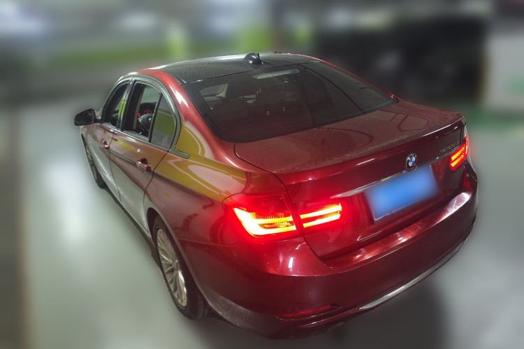 Used BMW 3 Series 2015 320Li Luxury Design Package Premium Edition Rear Left 45 Deg