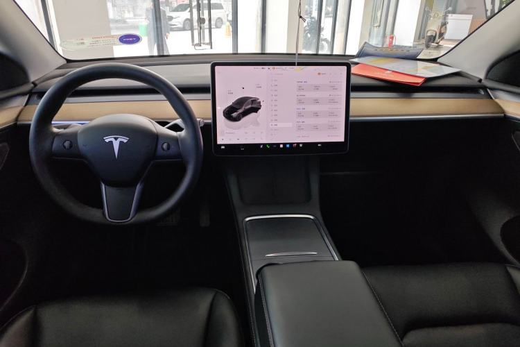 Used Tesla Model Y 2022 Rear-Wheel-Drive Version