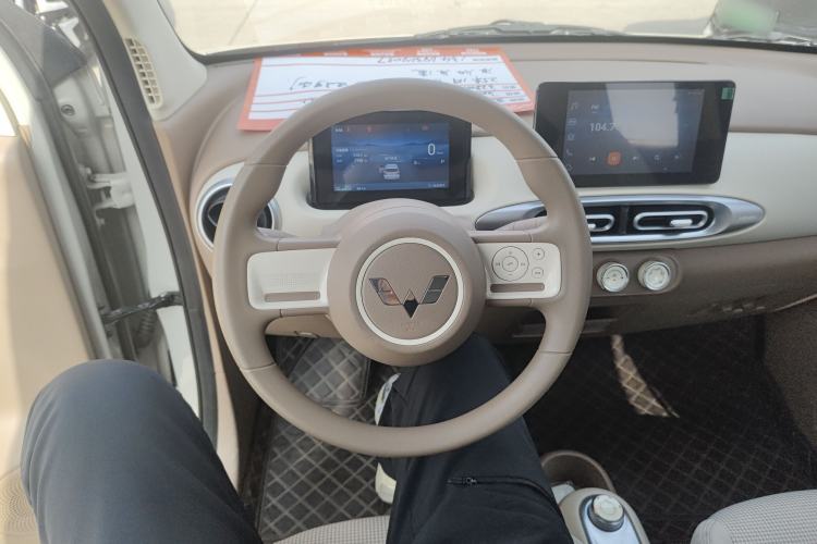 Used Wuling Hongguang MINIEV 2025 Four-Door Version Premium Edition Steering Wheel