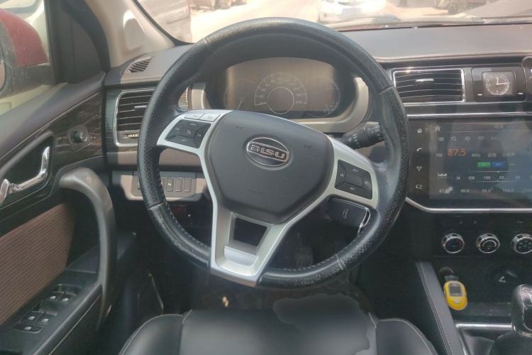 Ojetý Bisu M3 2017 1.5L Luxury Model
