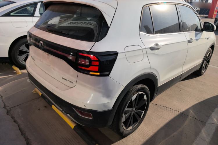 Used Volkswagen Tacqua 2023 200TSI DSG Joy-Connect Edition
