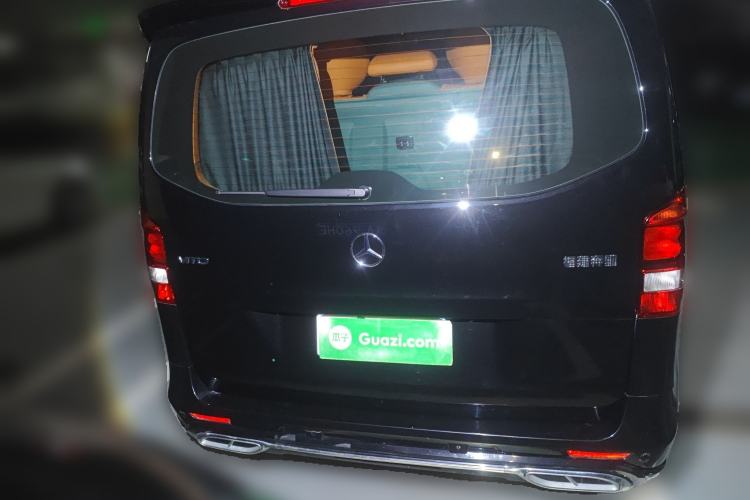 Used Mercedes-Benz Vito 2023 2.0T Elite Version 7 Seats Rear