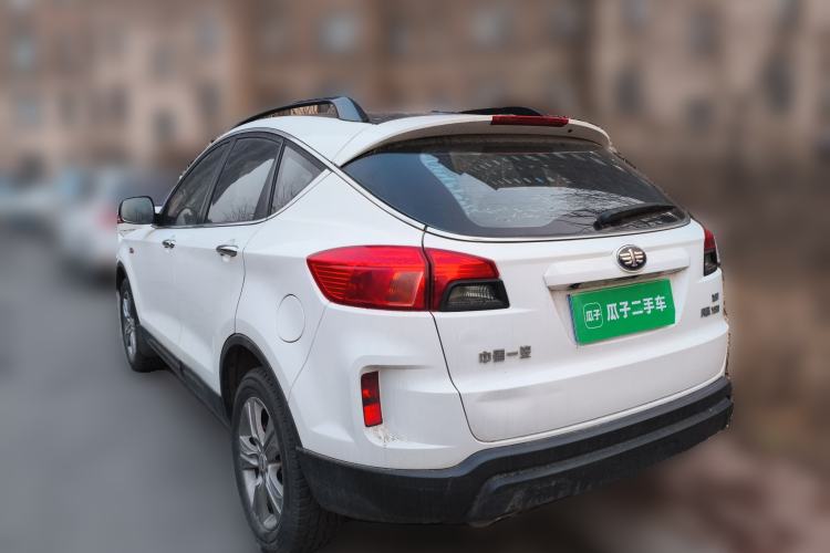 Used Bestune X80 2015 1.8T Automatic Sport Model
