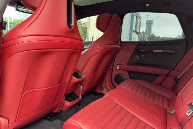 Used Avatr 06 2025 Max Extended-Range Edition Interior 8