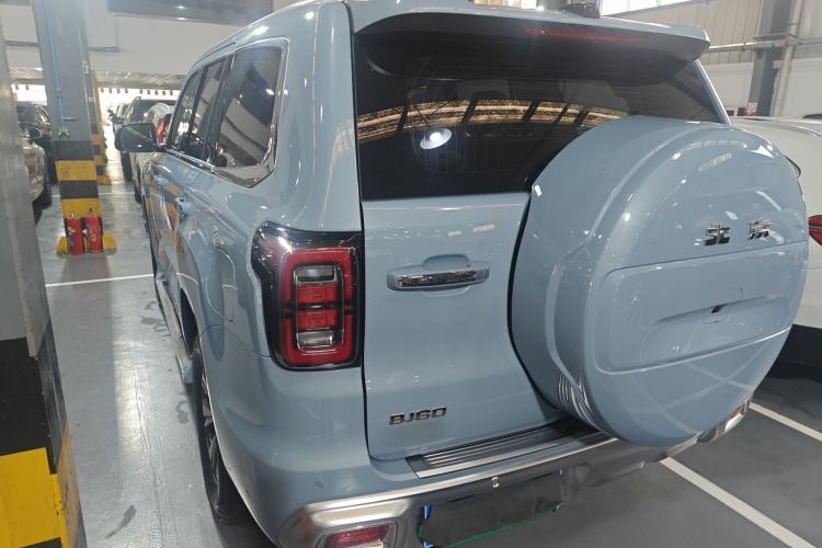 Used BAIC Off-Road BJ60 2022 2.0T May Day Edition Seven Seats
