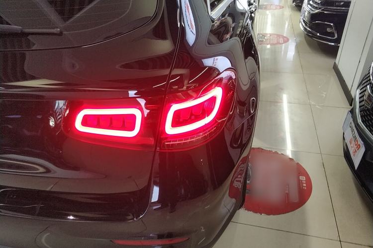 Used Mercedes-Benz GLC 2021 GLC 300 L 4MATIC Dynamic Model Right Rear Taillight