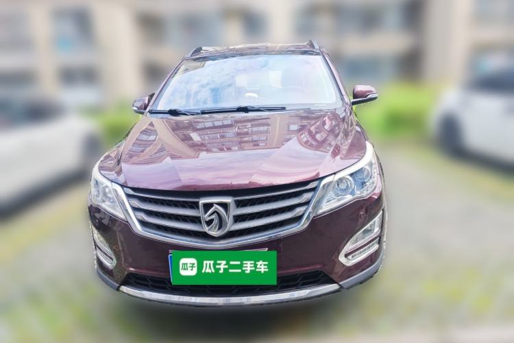 Used Baojun 560 2015 1.8L manual luxury version
