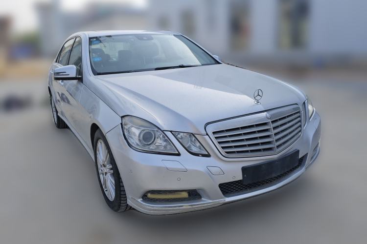 Used Mercedes-Benz E-Class 2010 E 260 L CGI Elegant Model Front Right 45 Deg