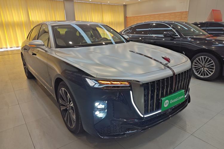 Used Hongqi H9 2024 2.0T Qixiang Private Style Edition Front Right 45 Deg