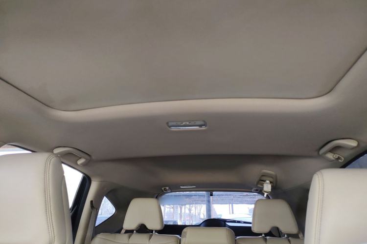 Used Honda CR-V 2015 2.4L four-wheel drive luxury version
