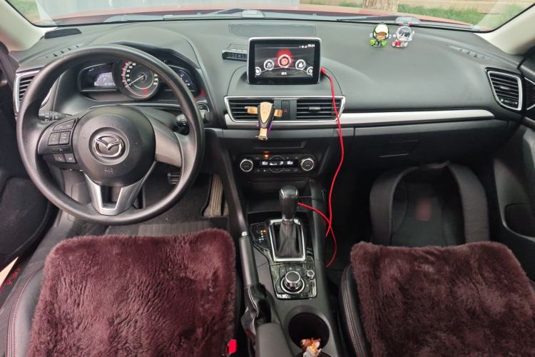 Used Mazda Mazda 3 Axela 2016 Sedan 1.5L Automatic Luxury Model
