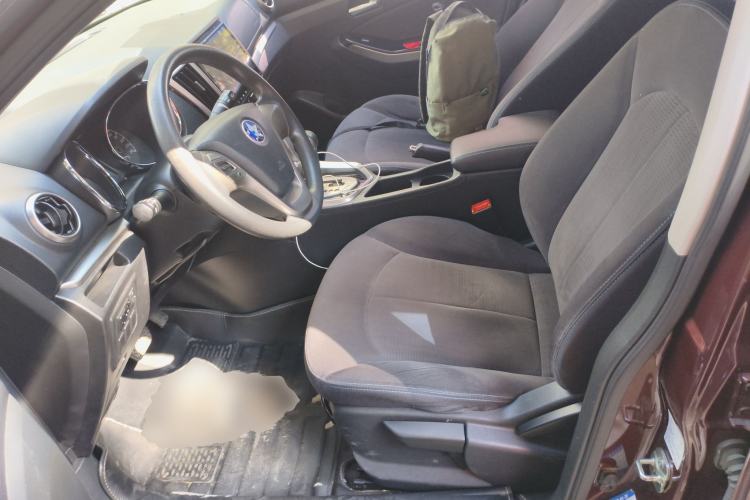 Used Venucia T70 2016 2.0L CVT Smart Choice Edition
