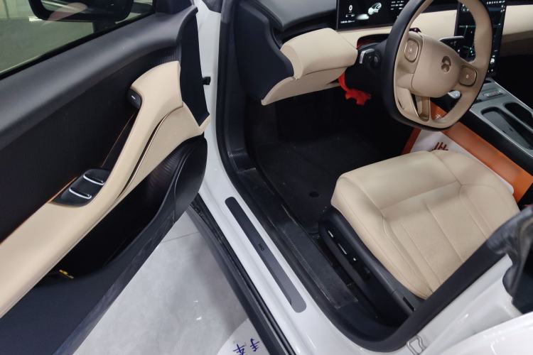 Used Nio ET5T 2023 75 kWh Touring