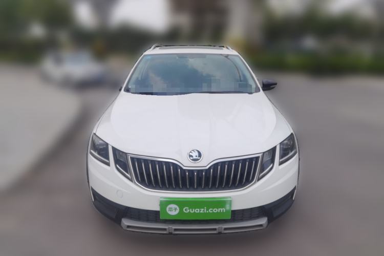 Used Skoda Octavia 2018 Station Wagon TSI280 DSG Luxury Edition Front