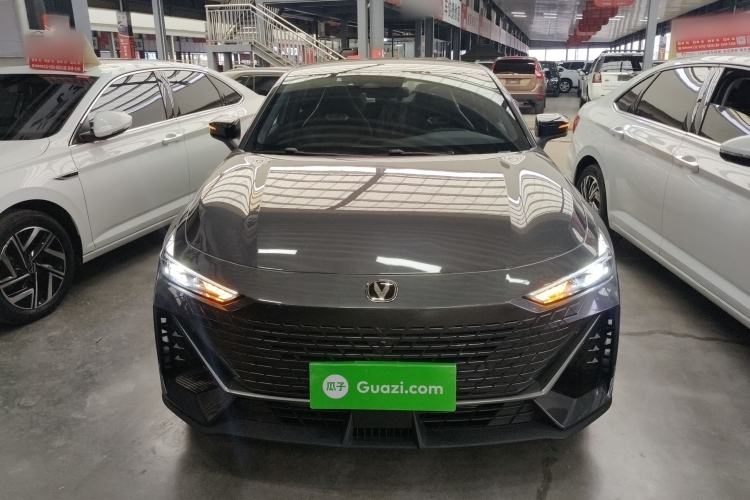 Used Changan UNI-V 2025 1.5T 500Bar High-Energy Version
