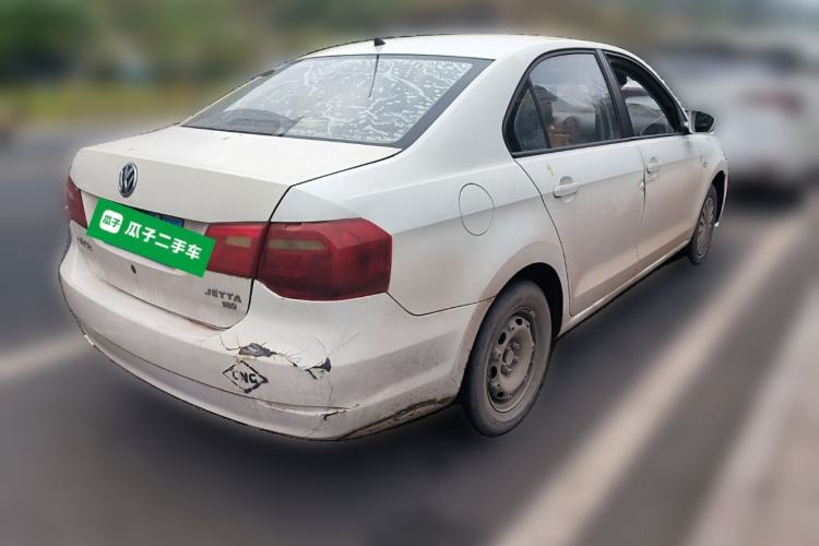 Used Volkswagen Jetta 2015 Value Edition 1.6L Manual Fashionable Style Rear Right 45 Deg