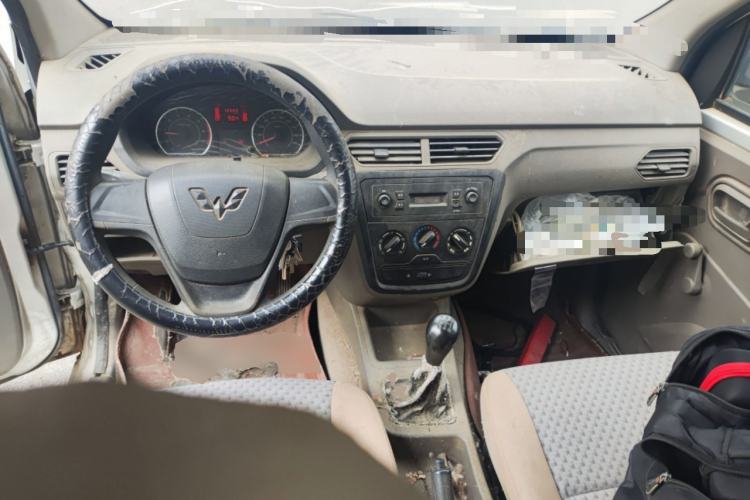 Used Wuling Zhiguang V 2017 1.2L Base Version LMH