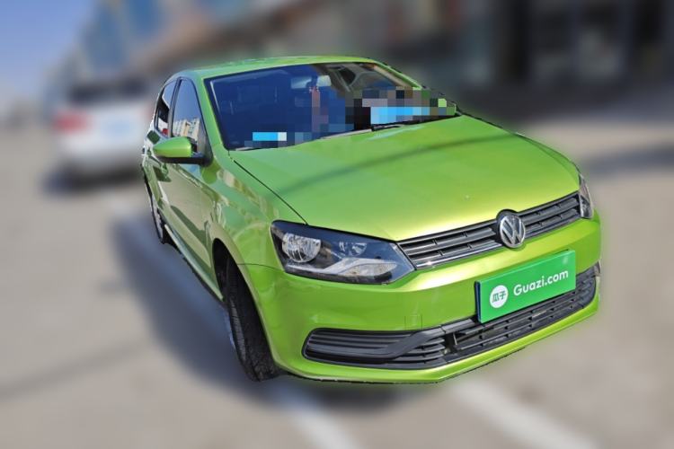 Used Volkswagen Polo 2014 1.4L Manual Fashion Edition Front Right 45 Deg