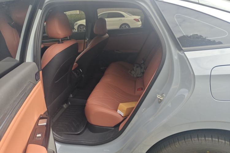 Used Geely Galaxy L6 2025 EM-i 60km Launch Edition