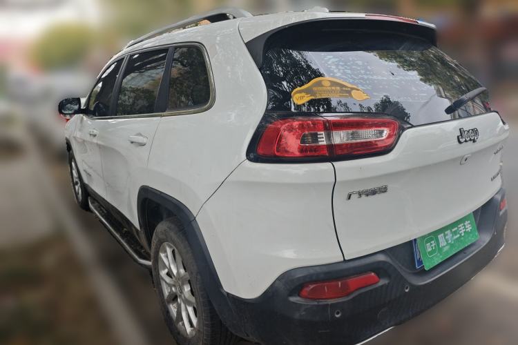 Used Jeep Cherokee 2017 2.0L Superior Edition