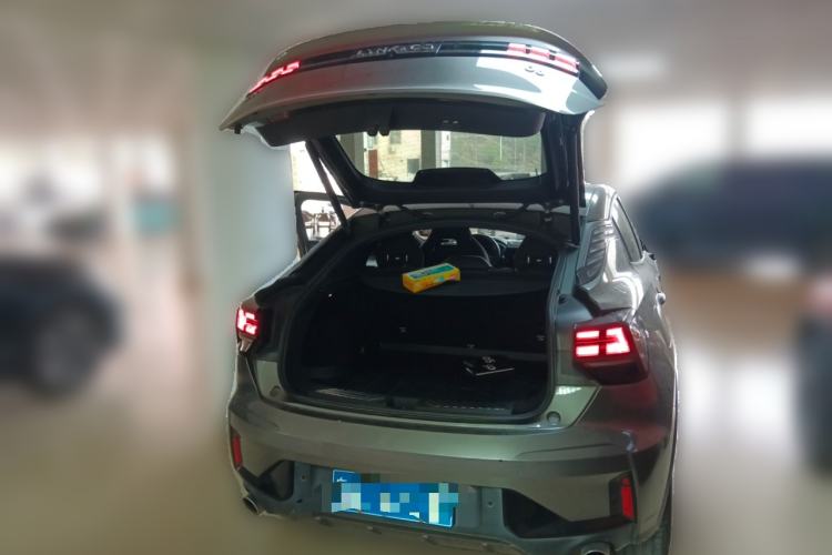 Used Lynk & Co 05 2020 2.0TD Four-Wheel Drive Genie Plus Trunk