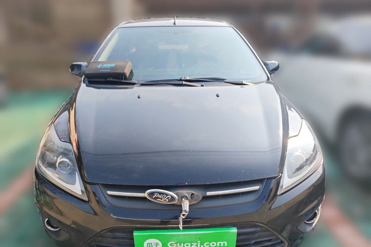 Used Ford Focus 2013 Sedan Classic 1.8L Manual Base Model