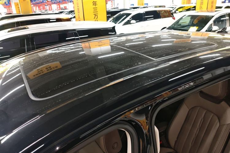 Used Volkswagen Viloran 2023 380TSI Luxury Edition