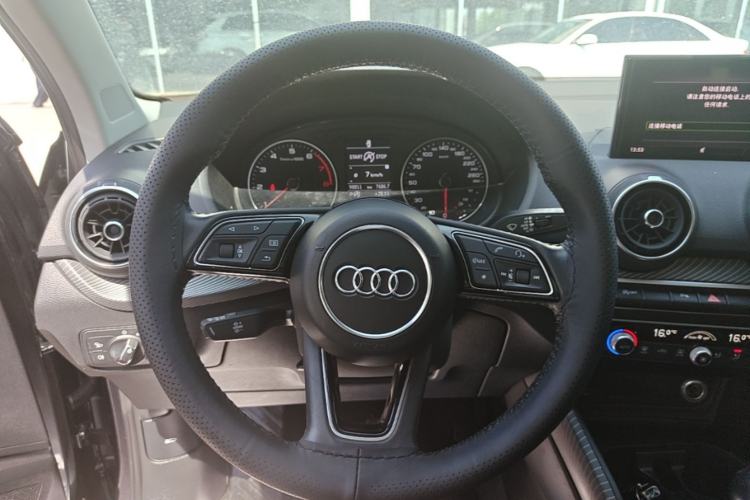 Used Audi Q2L 2020 35 TFSI Fashionable and Elegant Model