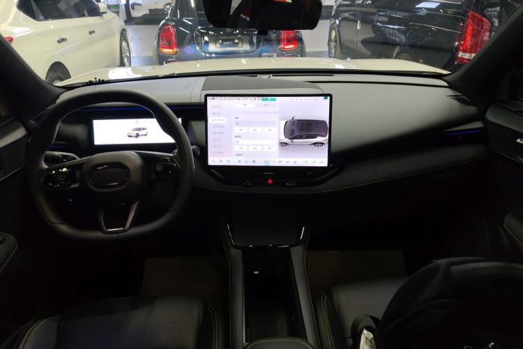 Used Lynk & Co 06 2025 Renew 1.5T Halo
