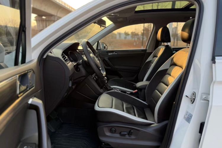 Used Volkswagen Tiguan L 2019 280TSI Automatic Two-Wheel Drive Panoramic Comfort Edition China V Standard
