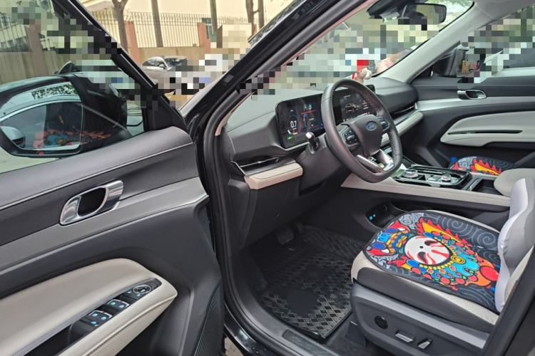 Used Ford Equator Sport 2025 EcoBoost 170 Platinum Edition Driver Seat