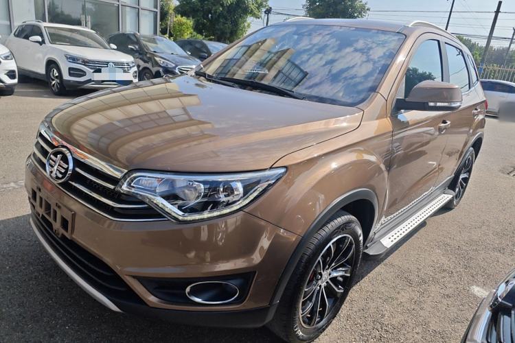 Used FAW Senya R7 2016 1.6L Manual Luxury Model