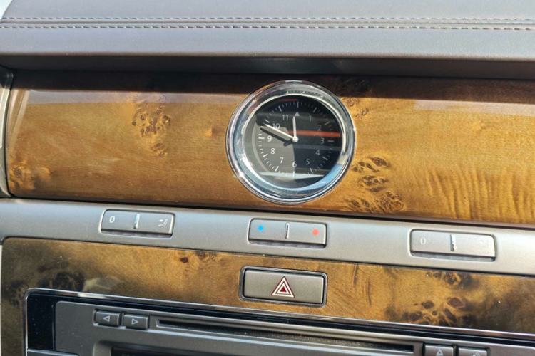 Used Volkswagen Phaeton 2012 3.6L Deluxe Custom Edition