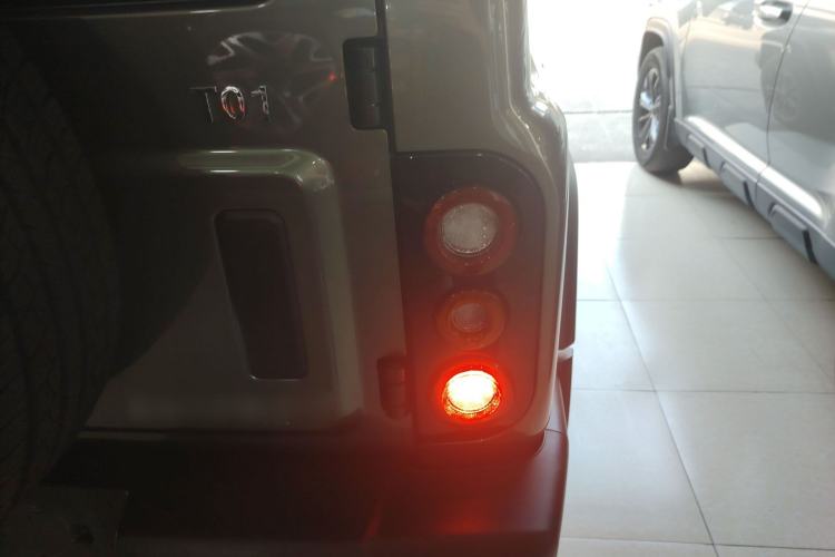 Used 212 T01 2024 2.0T Mechanic
