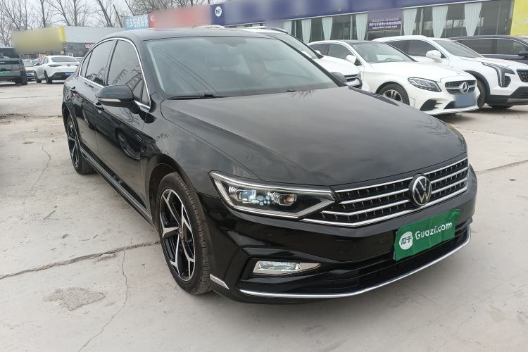 Used Volkswagen Magotan 2023 2 Million Units Limited Edition 330TSI DSG Leading Version
